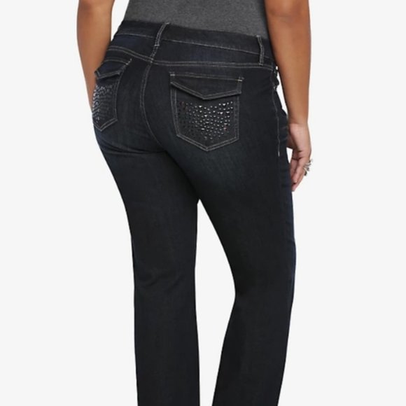 NWT Torrid‎ Relaxed Boot Cut Dark Wash Studded Flap Pockets Jeans Size 20R - Picture 1 of 3